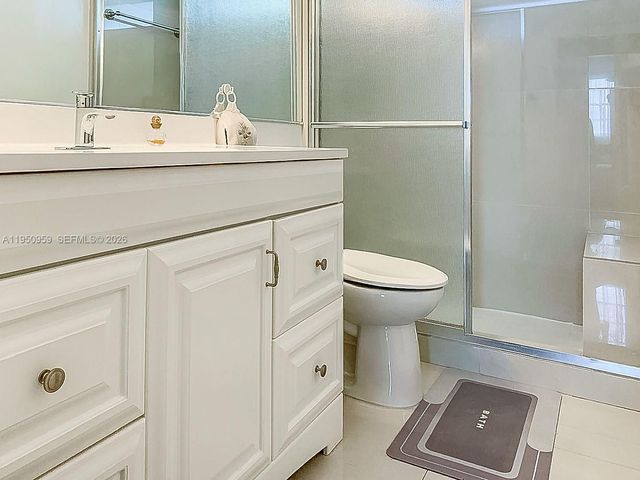 2930 Point East Drive E407, Aventura, FL 33160