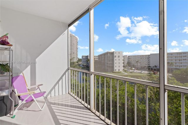 2930 Point East Drive E407, Aventura, FL 33160