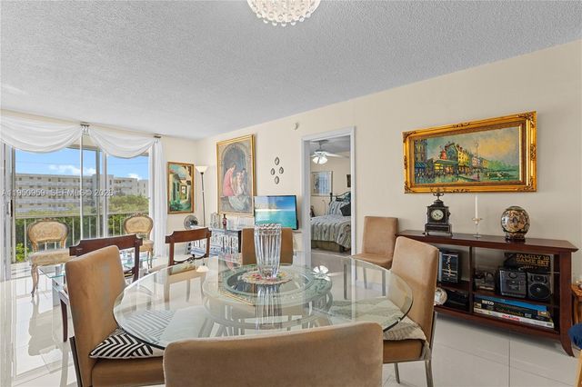 2930 Point East Drive E407, Aventura, FL 33160