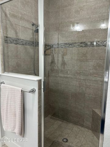 402 Tiki Terrace, Daytona Beach, FL 32124