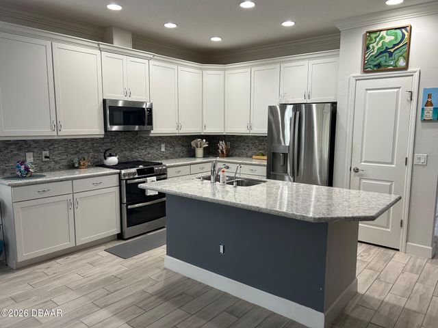 402 Tiki Terrace, Daytona Beach, FL 32124