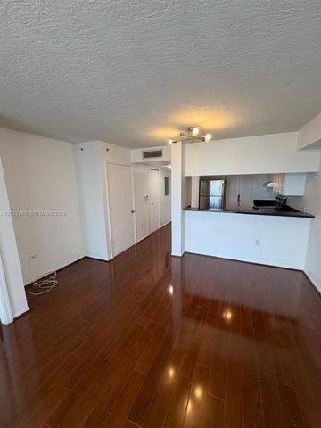 102 SW 6th Ave 305, Miami, FL 33130