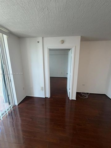 102 SW 6th Ave 305, Miami, FL 33130