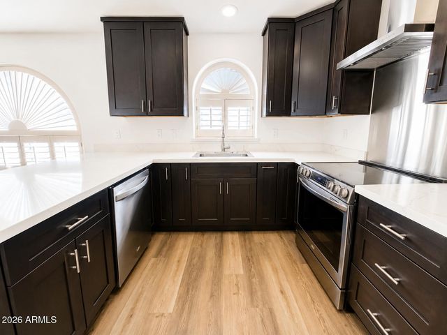 12605 W ROANOKE Avenue, Avondale, AZ 85323