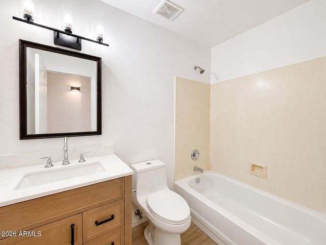 12605 W ROANOKE Avenue, Avondale, AZ 85323