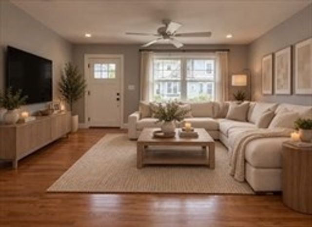 1 Richmond Park 3, Woburn, MA 01801