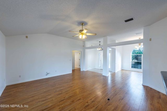 4660 SADDLEHORN Trail, Middleburg, FL 32068