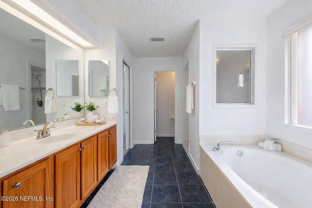 4660 SADDLEHORN Trail, Middleburg, FL 32068