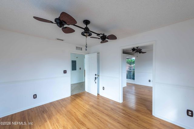 4660 SADDLEHORN Trail, Middleburg, FL 32068