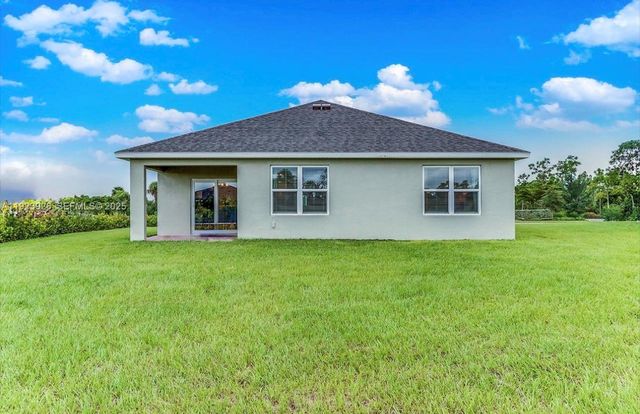 3003 LADY LN, La Belle, FL 33935