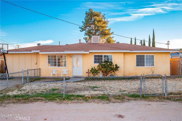 4546 W Avenue L11, Lancaster, CA 93536