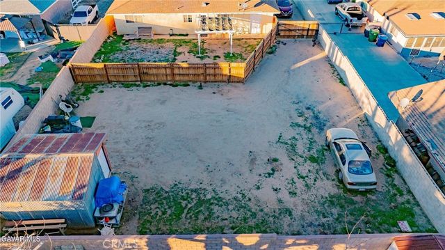 4546 W Avenue L11, Lancaster, CA 93536