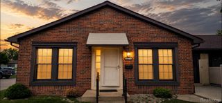 40344 Newport Drive, Plymouth Charter Township, MI 48170