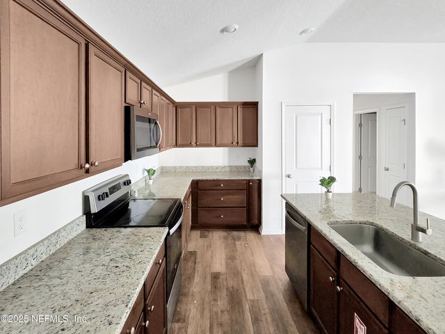 3251 LOBLOLLY PINE Court, Middleburg, FL 32068