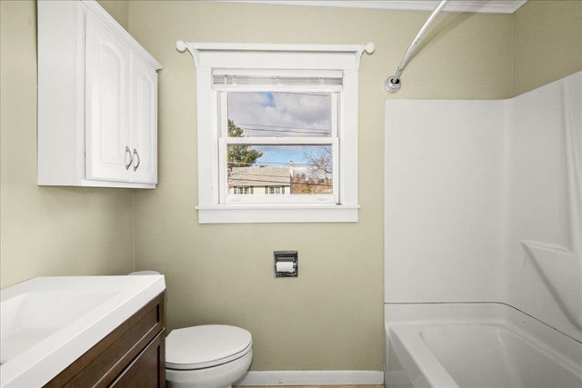 138 Foster Street, Burlington, VT 05401