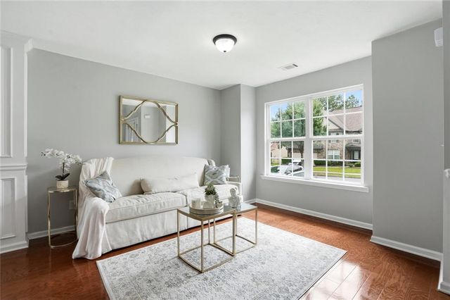 1328 Avington Glen Dr, Lawrenceville, GA 30045