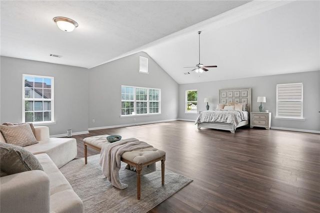 1328 Avington Glen Dr, Lawrenceville, GA 30045