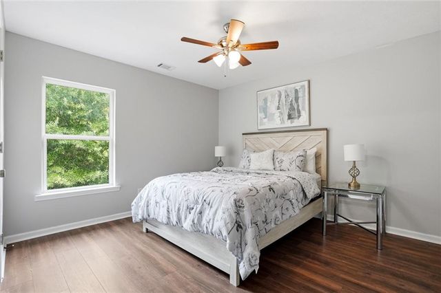 1328 Avington Glen Dr, Lawrenceville, GA 30045