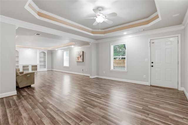 1328 Avington Glen Dr, Lawrenceville, GA 30045