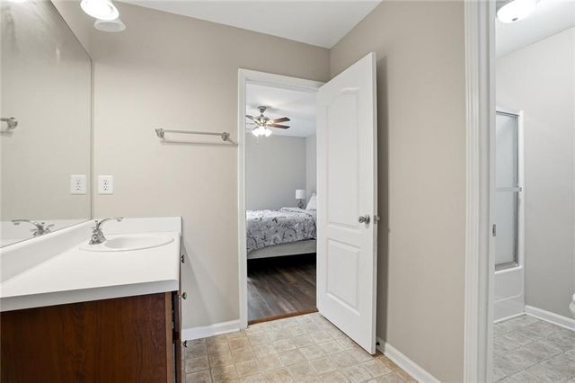 1328 Avington Glen Dr, Lawrenceville, GA 30045