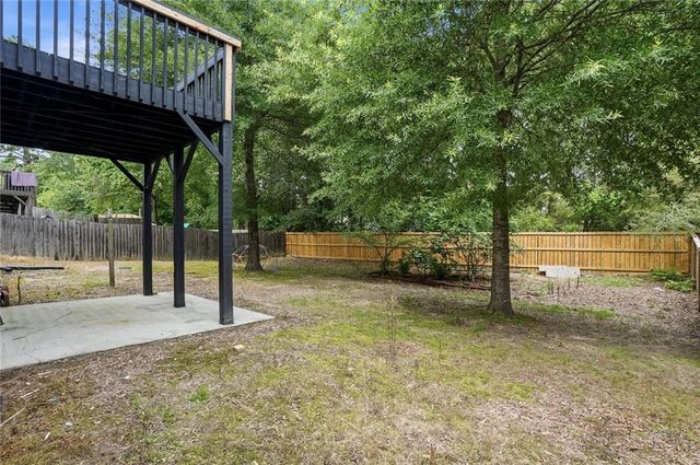 1328 Avington Glen Dr, Lawrenceville, GA 30045