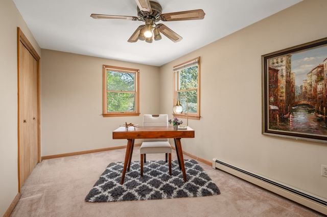 6 Ivy Ln, Reading, MA 01867