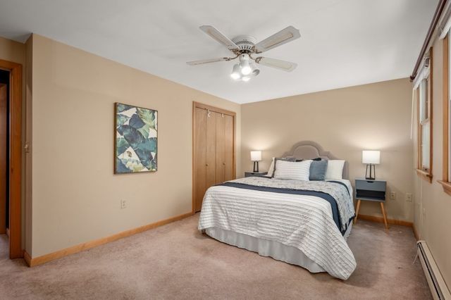 6 Ivy Ln, Reading, MA 01867