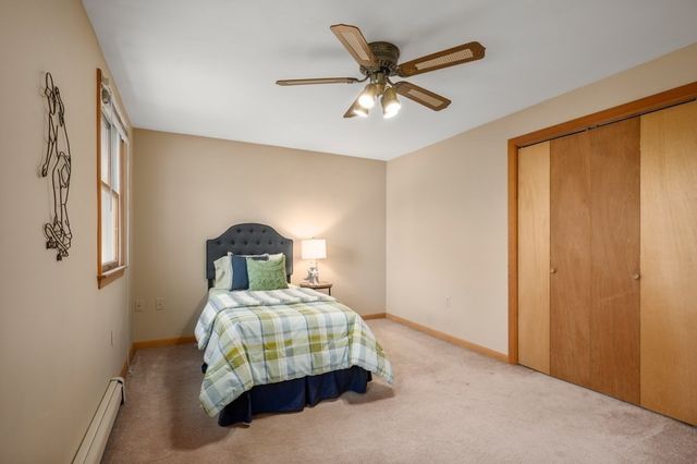 6 Ivy Ln, Reading, MA 01867