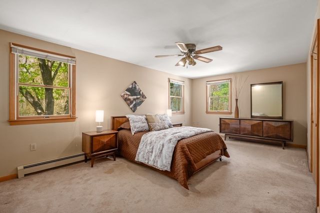 6 Ivy Ln, Reading, MA 01867