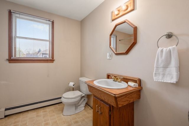 6 Ivy Ln, Reading, MA 01867