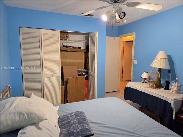 17594 SW 12th St, Pembroke Pines, FL 33029