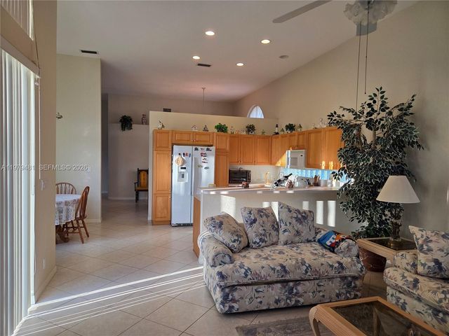 17594 SW 12th St, Pembroke Pines, FL 33029