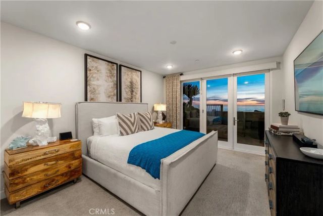 700 S The Strand 106, Oceanside, CA 92054