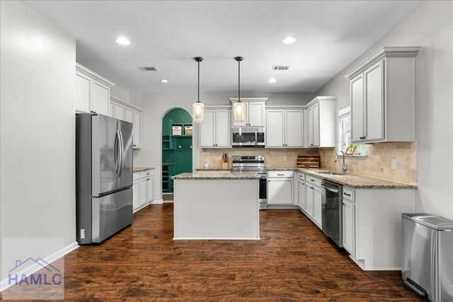 95 Flemington Oaks Drive, Hinesville, GA 31313