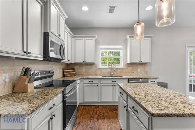 95 Flemington Oaks Drive, Hinesville, GA 31313
