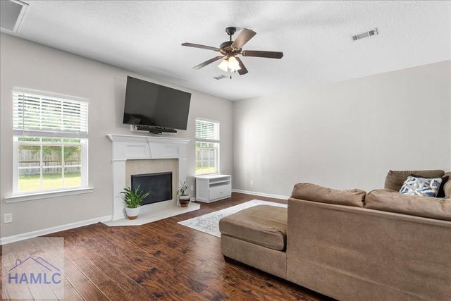 95 Flemington Oaks Drive, Hinesville, GA 31313