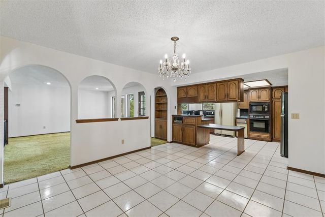 2009 Forest Road, Edmond, OK 73025