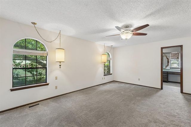 2009 Forest Road, Edmond, OK 73025