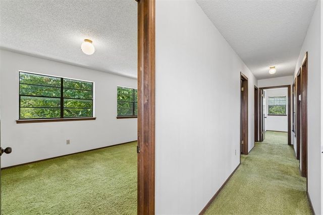2009 Forest Road, Edmond, OK 73025