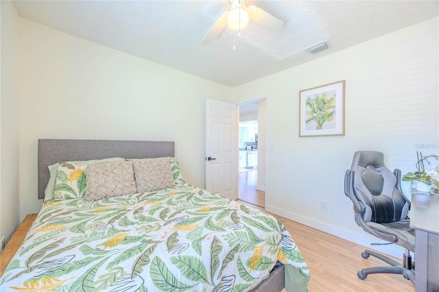 10002 OAKENGATE PLACE, Tampa, FL 33624