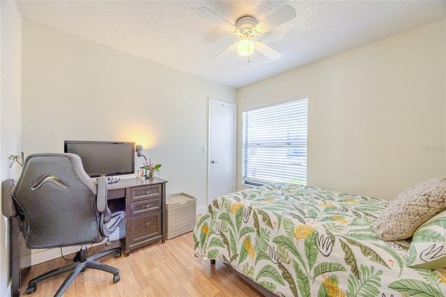 10002 OAKENGATE PLACE, Tampa, FL 33624