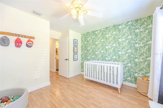 10002 OAKENGATE PLACE, Tampa, FL 33624