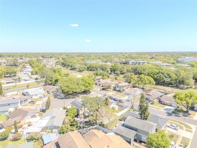 10002 OAKENGATE PLACE, Tampa, FL 33624