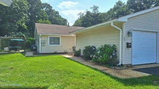 16 Debbie Drive 5101, Brick, NJ 08724