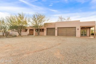 315 W SUNSET Road, Huachuca City, AZ 85616
