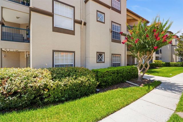 18106 PEREGRINES PERCH PLACE 5302, Lutz, FL 33558
