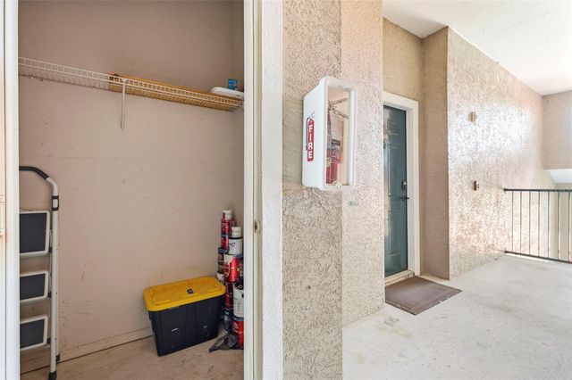 18106 PEREGRINES PERCH PLACE 5302, Lutz, FL 33558