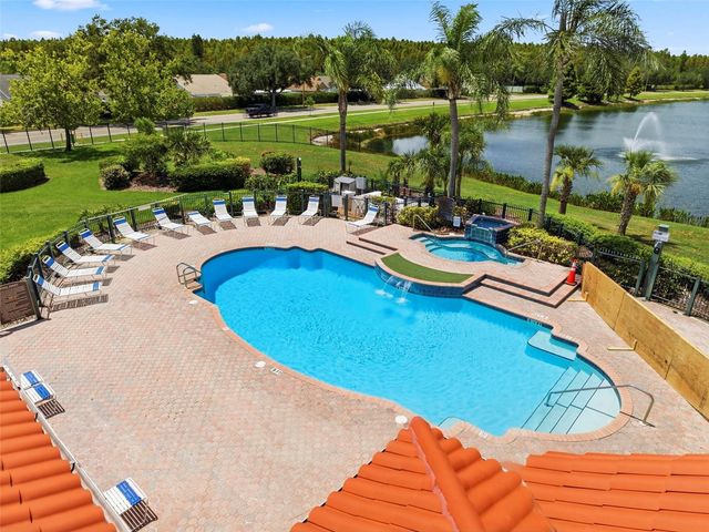 18106 PEREGRINES PERCH PLACE 5302, Lutz, FL 33558