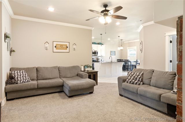 1807 E Endura Park Drive, Siloam Springs, AR 72761