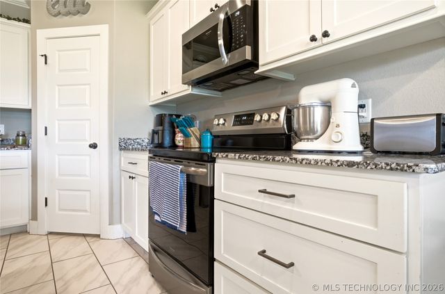 1807 E Endura Park Drive, Siloam Springs, AR 72761